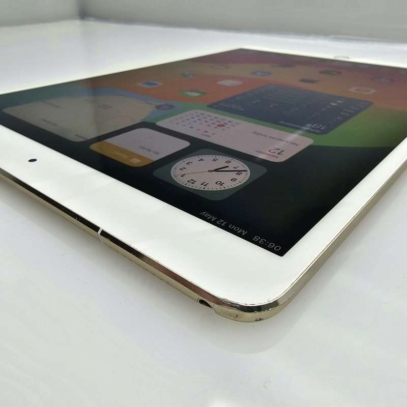 iPad Pro 10.5" (Wifi/Cellular) 64GB Bright Spots| LCD Crack Rose Gold