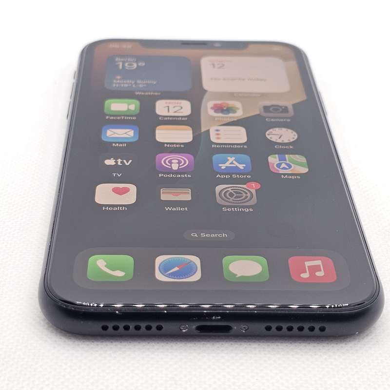 iPhone XR 64GB Black (3 Month Warranty)