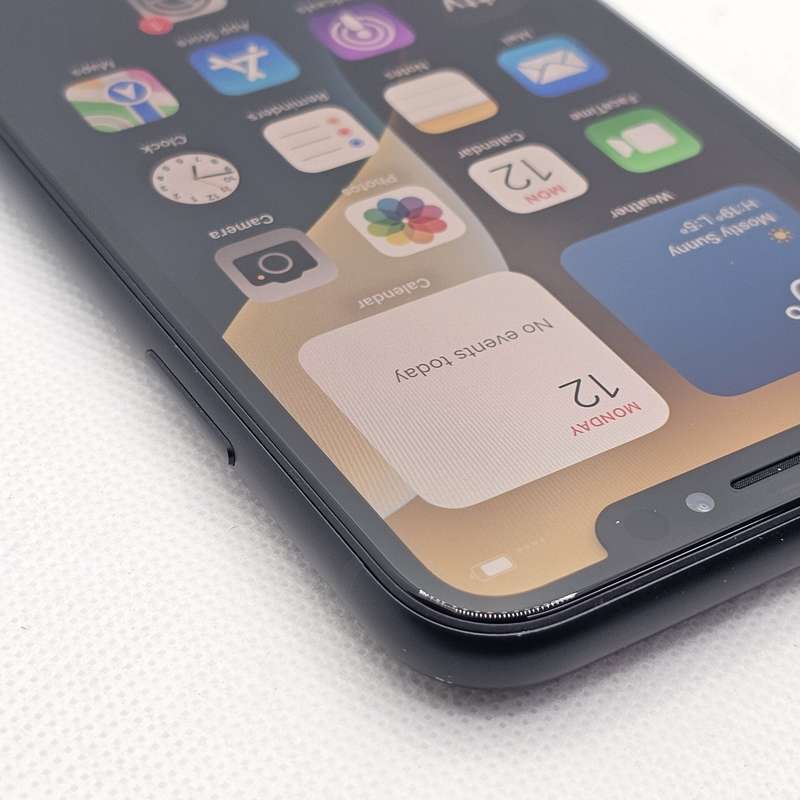 iPhone XR 64GB Black (3 Month Warranty)