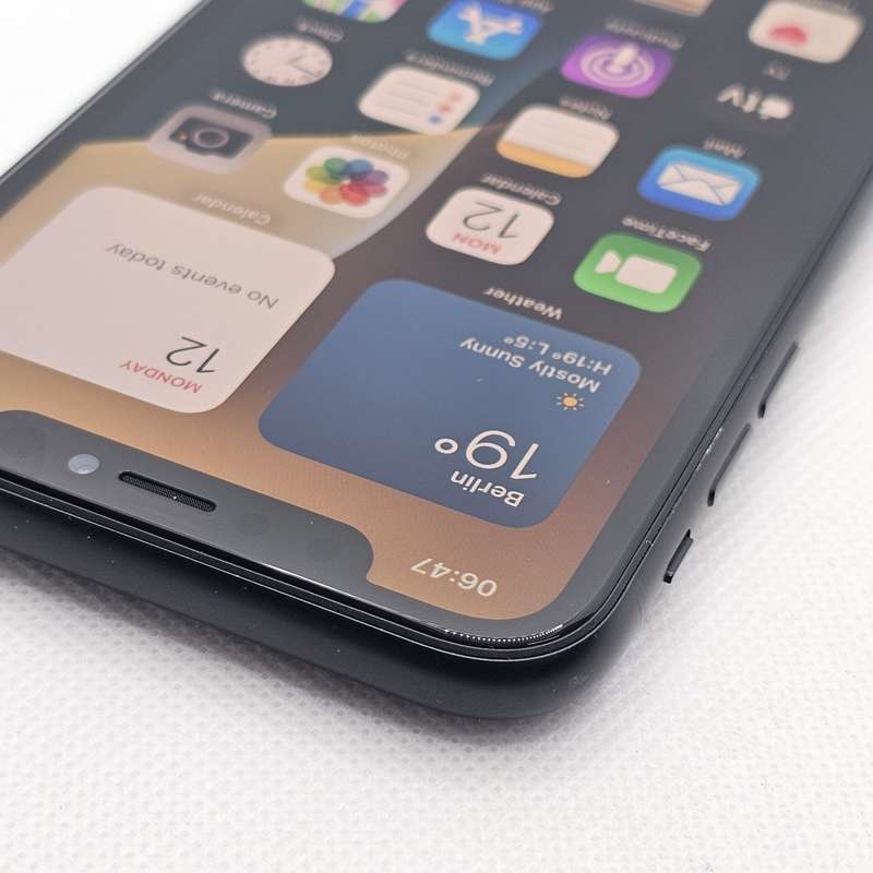 iPhone XR 64GB Black (3 Month Warranty)