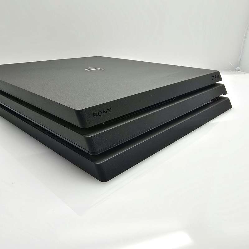 Playstation 4 Pro 1TB SSD Black + HDMI Cable + Charger + 1 Remote