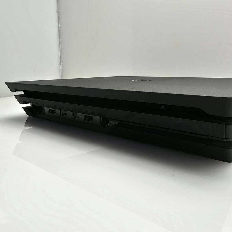 Playstation 4 Pro 1TB SSD Black + HDMI Cable + Charger + 1 Remote