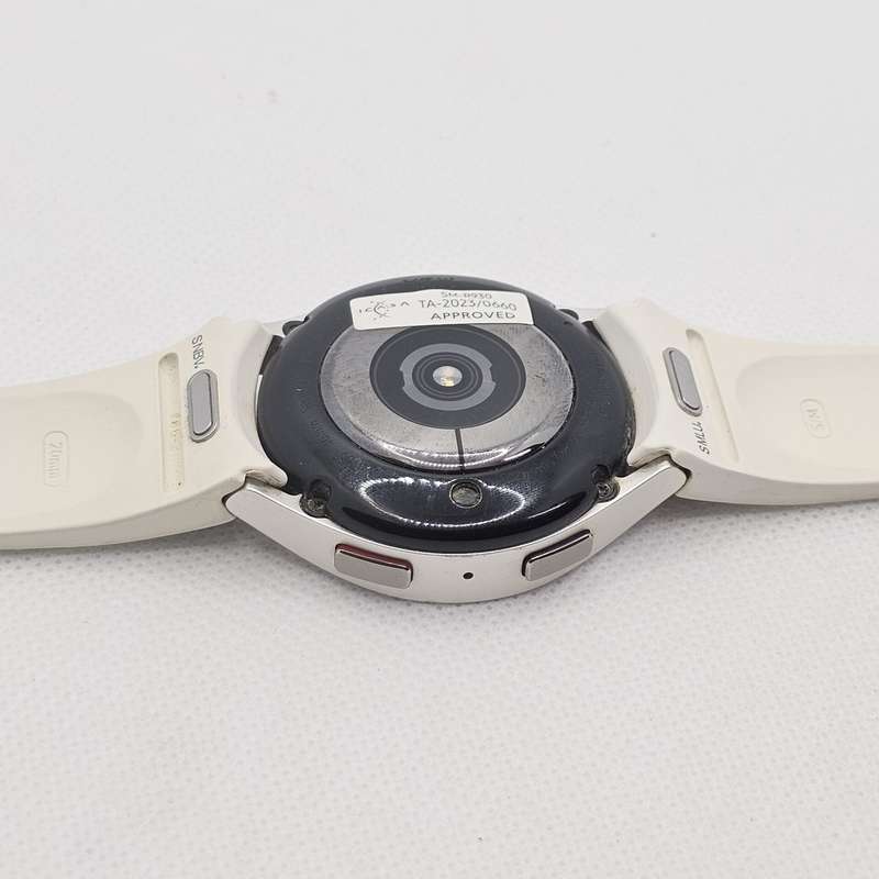 Samsung Galaxy Watch 6 40mm GPS Only Gold (3 Month Warranty)