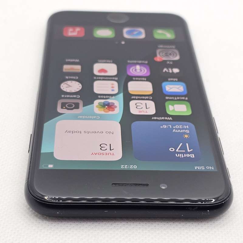 iPhone SE 2020 64GB Black (3 Month Warranty)