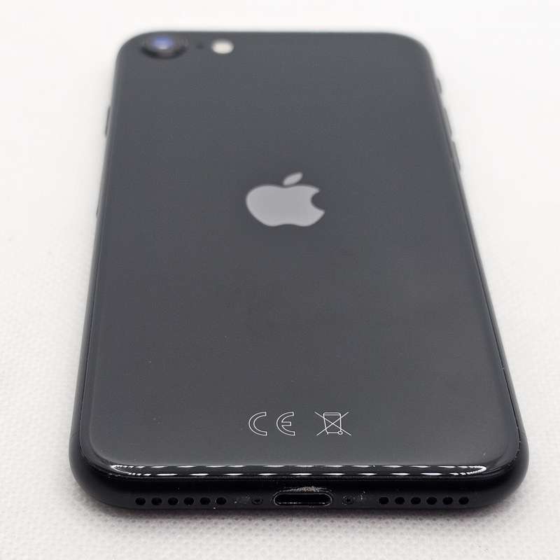 iPhone SE 2020 64GB Black (3 Month Warranty)