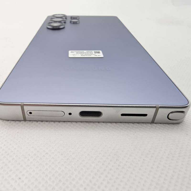 Samsung Galaxy S25 Ultra 256GB Silver (12 Month Warranty) - Mint Condition