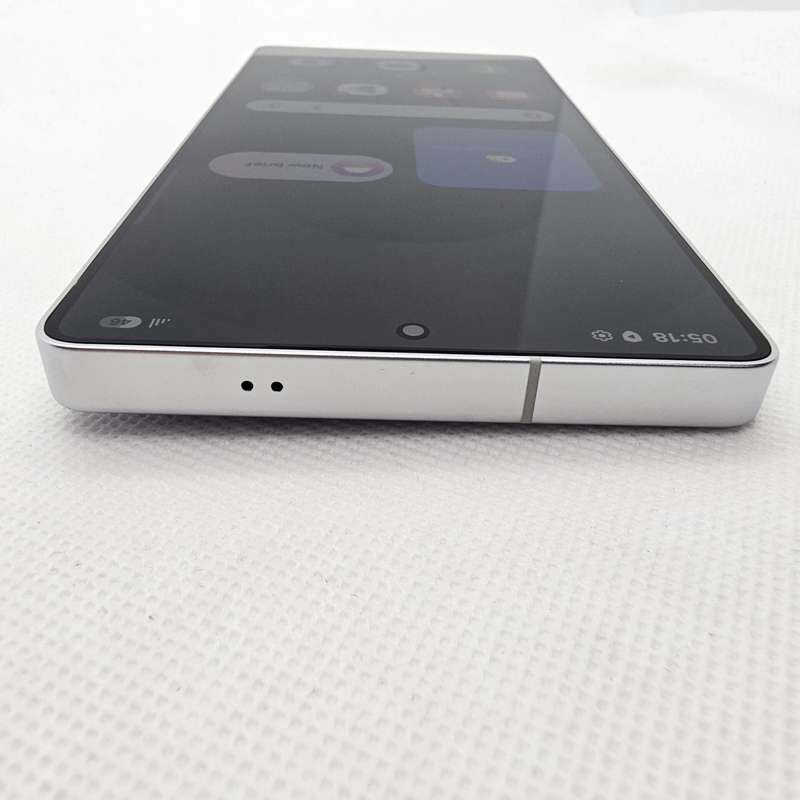 Samsung Galaxy S25 Ultra 256GB Silver (12 Month Warranty) - Mint Condition