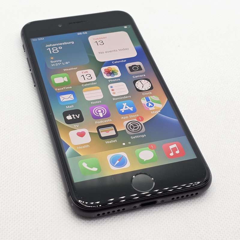 iPhone 8 64GB Space Gray