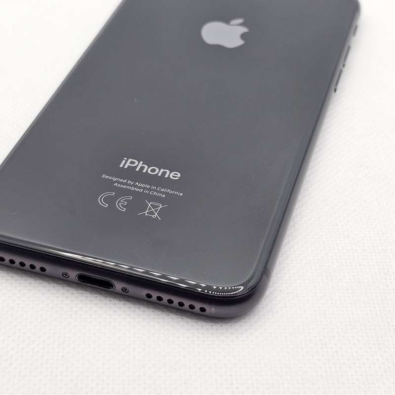 iPhone 8 64GB Space Gray