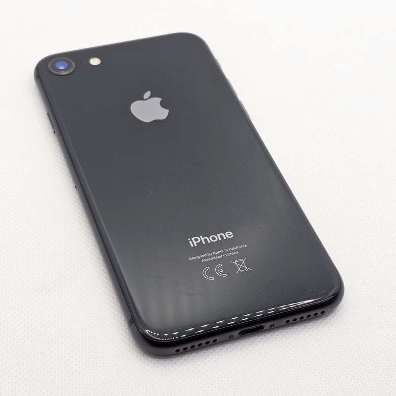 iPhone 8 64GB Space Gray
