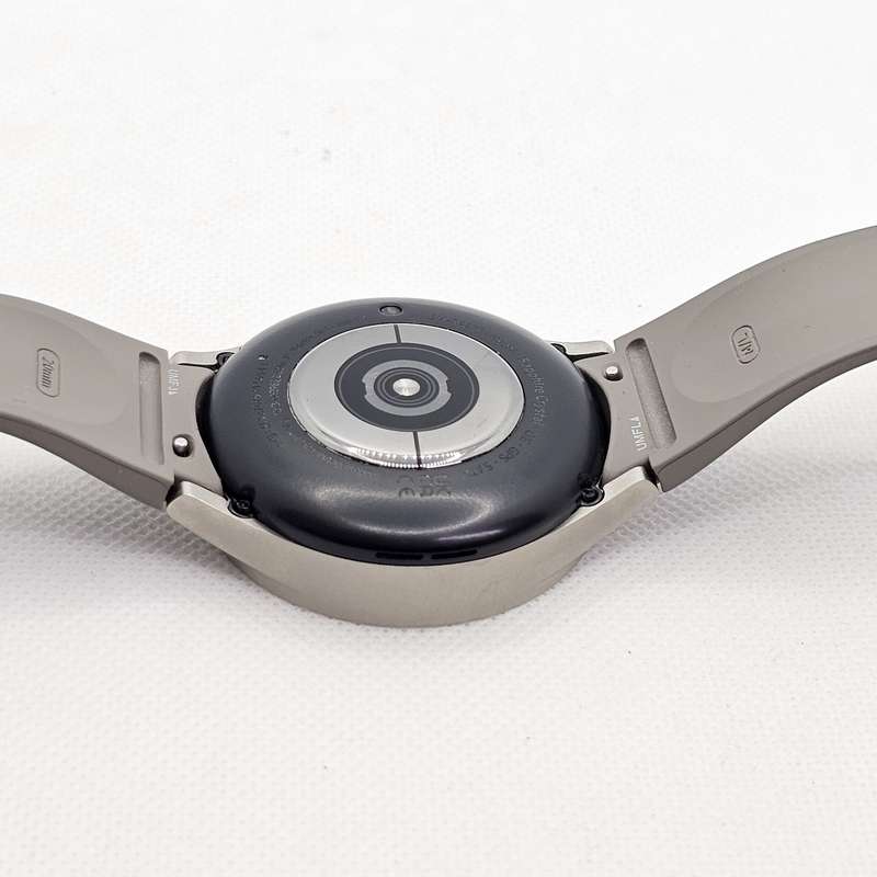 Samsung Galaxy Watch 5 Pro 45mm LTE Gray Titanium (6 Month Warranty)