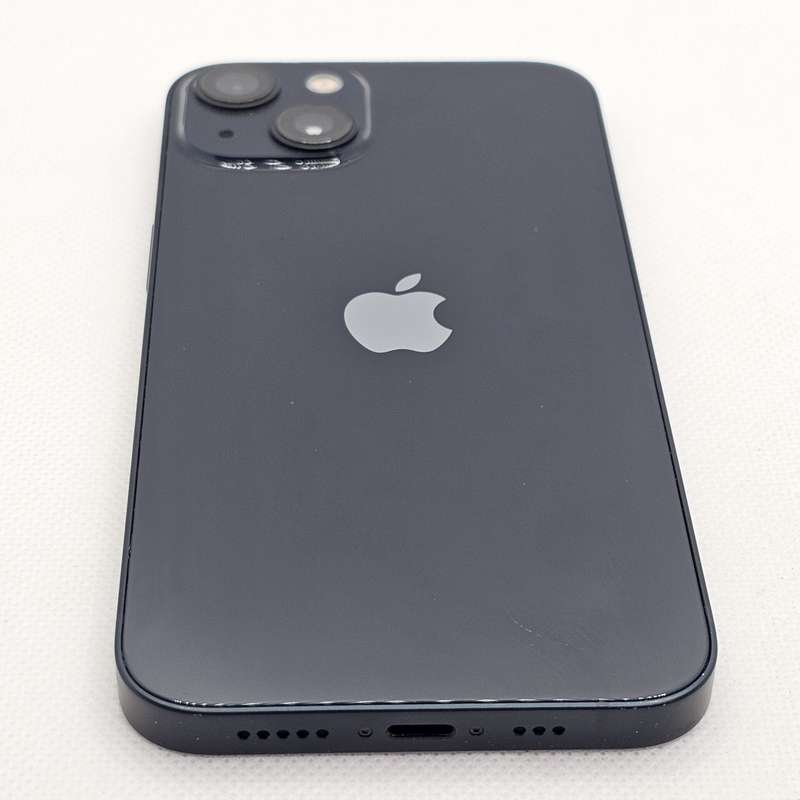 iPhone 13 128GB Midnight (6 Month Warranty) + Screen Protector Bundle Value: R200