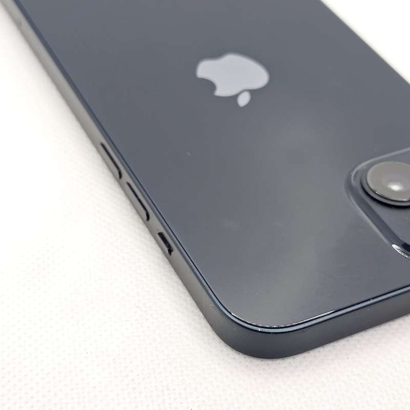 iPhone 13 128GB Midnight (6 Month Warranty) + Screen Protector Bundle Value: R200