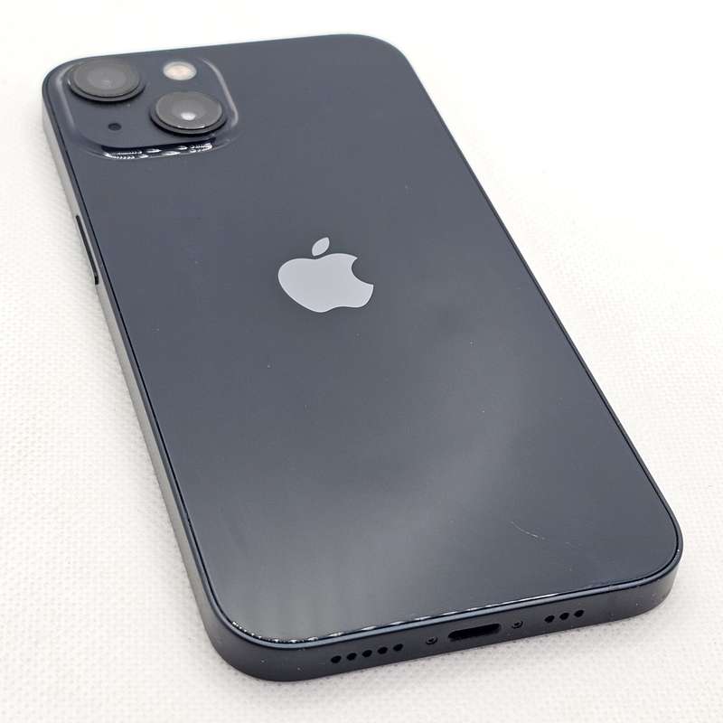 iPhone 13 128GB Midnight (6 Month Warranty) + Screen Protector Bundle Value: R200