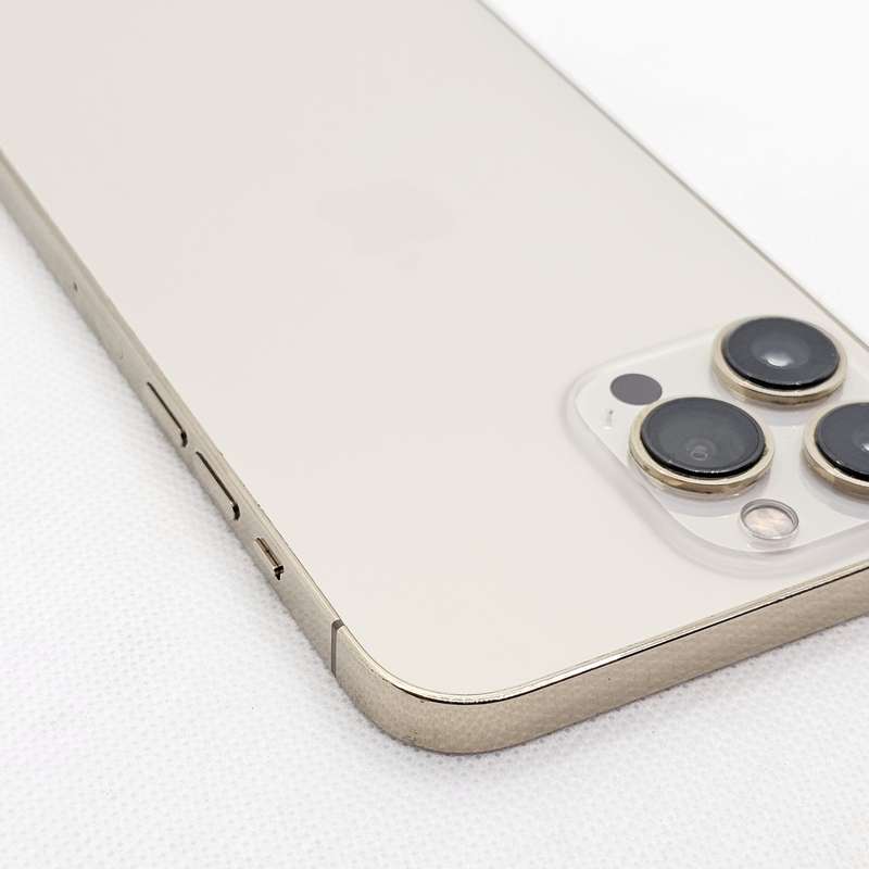 iPhone 13 Pro Max 512GB Gold (12 Month Warranty) + Cover And Screen Protector Bundle Value: R400