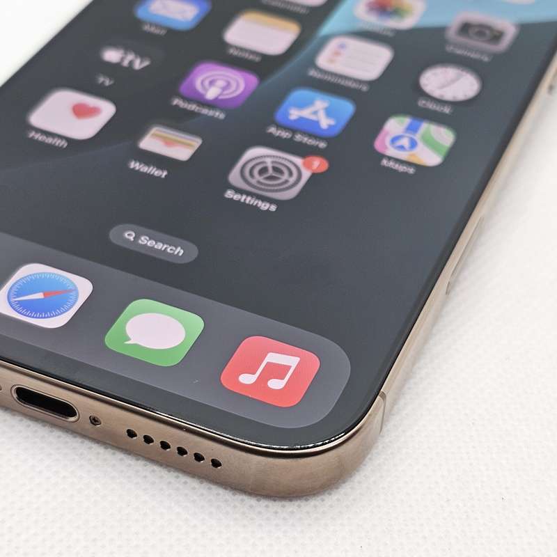 iPhone 16 Pro Max 256GB Desert Titanium (12 Month Warranty) + Screen Protector Bundle Value: R200