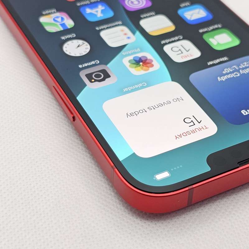 iPhone 14 Plus 128GB Product Red (12 Month Warranty) + Screen Protector Bundle Value: R200