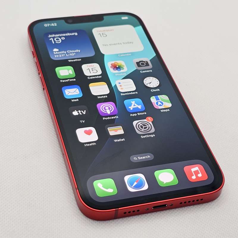 iPhone 14 Plus 128GB Product Red (12 Month Warranty) + Screen Protector Bundle Value: R200