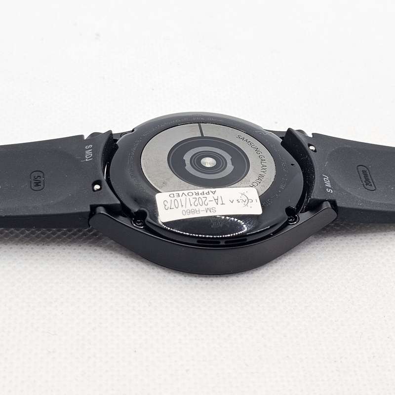 Samsung Galaxy Watch 4 40mm GPS Only Black - Mint Condition