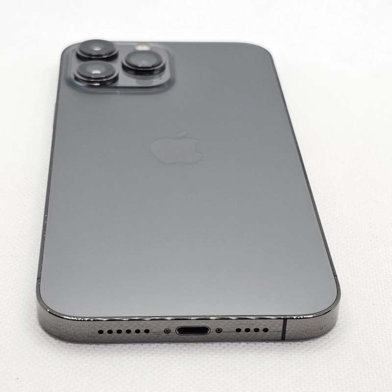 iPhone 13 Pro Max 256GB Graphite (12 Month Warranty) + Cover And Screen Protector Bundle Value: R400