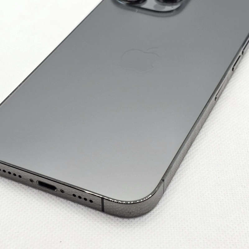 iPhone 13 Pro Max 256GB Graphite (12 Month Warranty) + Cover And Screen Protector Bundle Value: R400