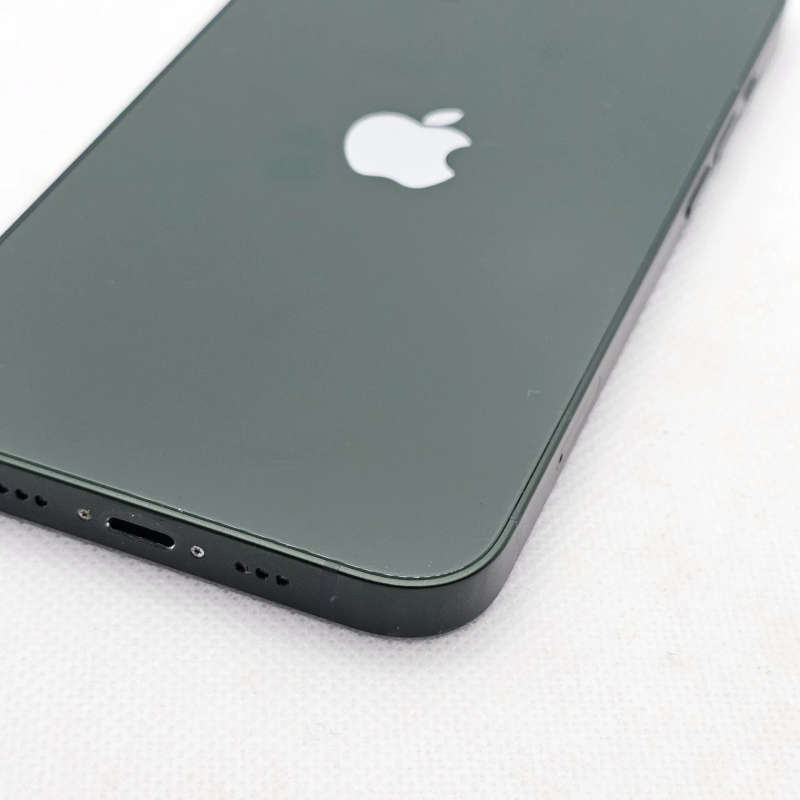 iPhone 13 128GB Green (6 Month Warranty) + Screen Protector Bundle Value: R200