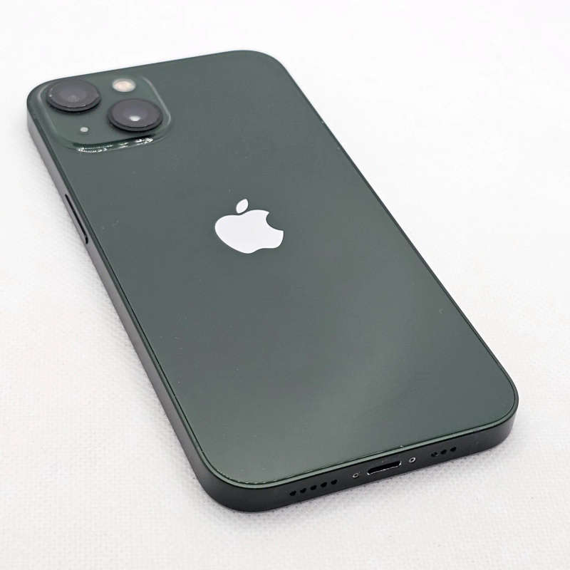 iPhone 13 128GB Green (6 Month Warranty) + Screen Protector Bundle Value: R200