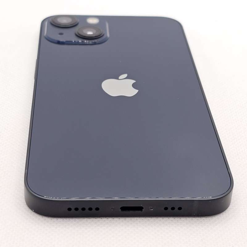 iPhone 13 128GB Midnight (6 Month Warranty) + Screen Protector Bundle Value: R200