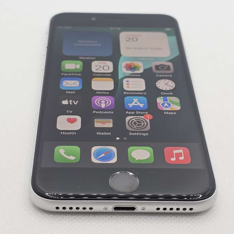 iPhone SE 2020 64GB Chipped Screen White (3 Month Warranty)