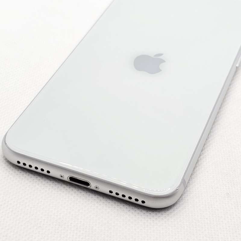 iPhone SE 2020 64GB Chipped Screen White (3 Month Warranty)