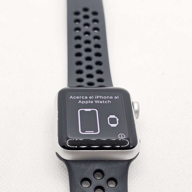 Apple Watch Series 3 38mm GPS Only Silver  With Black Nike Straps