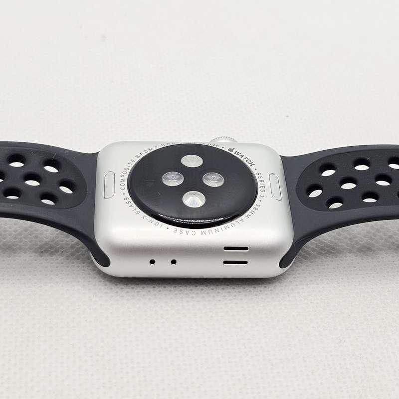 Apple Watch Series 3 38mm GPS Only Silver  With Black Nike Straps