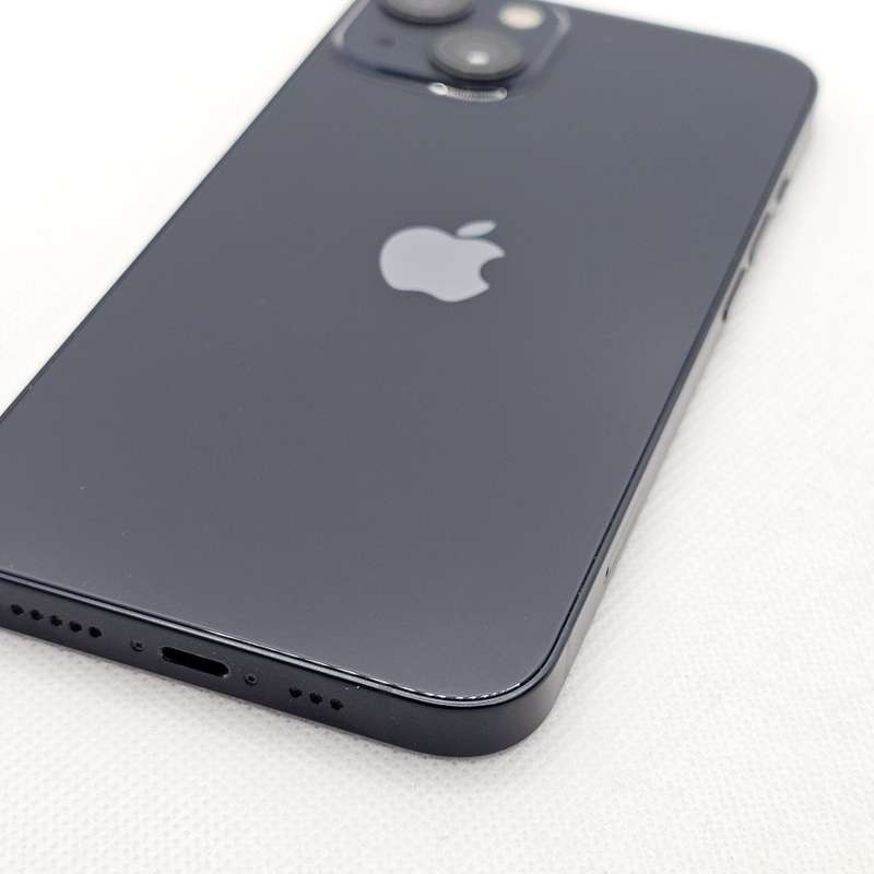 iPhone 13 256GB Midnight (6 Month Warranty) + Screen Protector Bundle Value: R200