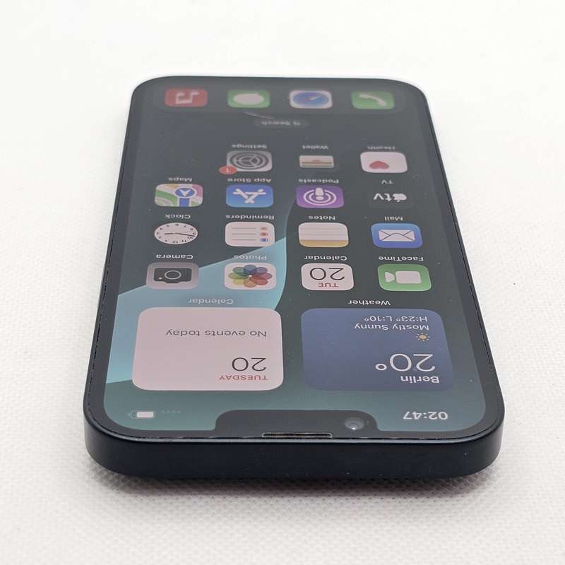 iPhone 14 128GB Midnight (12 Month Warranty) + Screen Protector Bundle Value: R200