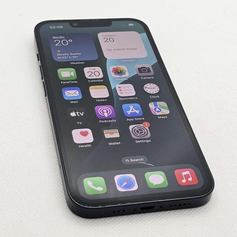 iPhone 14 128GB Midnight (12 Month Warranty) + Screen Protector Bundle Value: R200