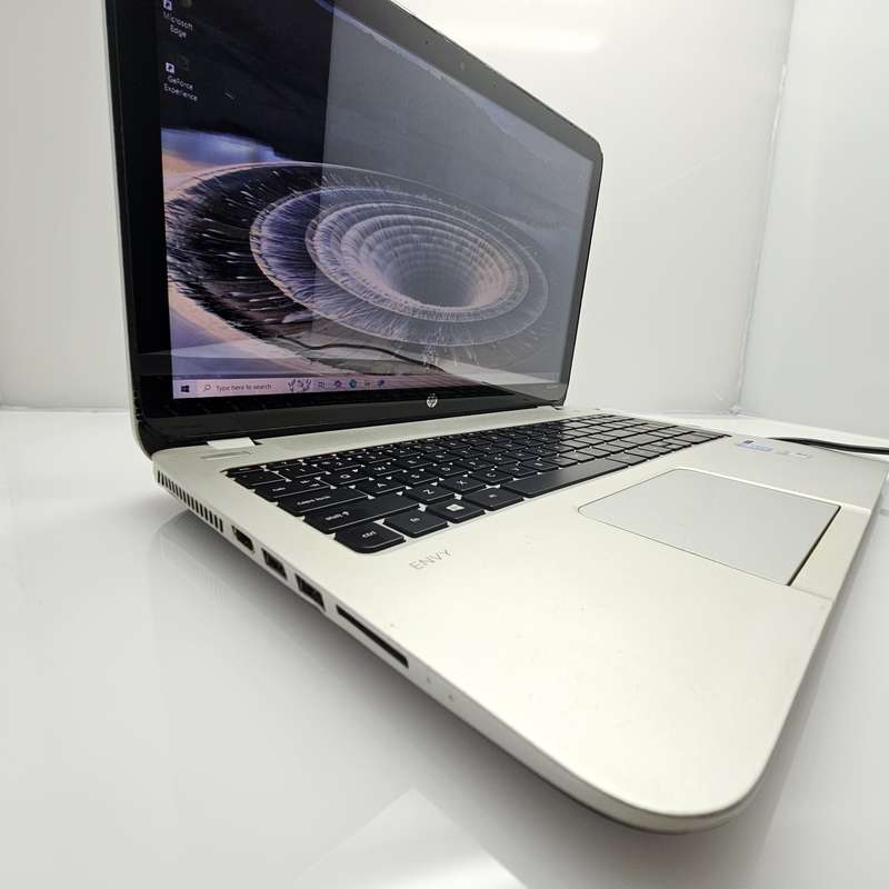 HP Envy TouchSmart 15-j051 ei - E2T72EA 2.40GHz "Core i7" 8GB RAM 256GB SSD Faulty Battery Silver