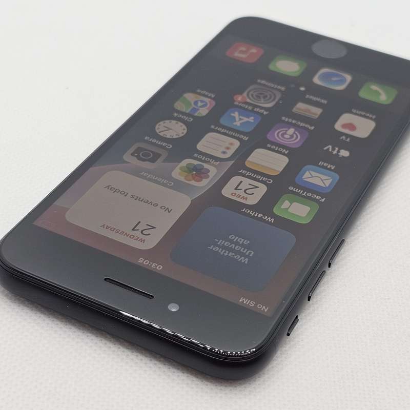 iPhone SE 2020 64GB Black (3 Month Warranty)