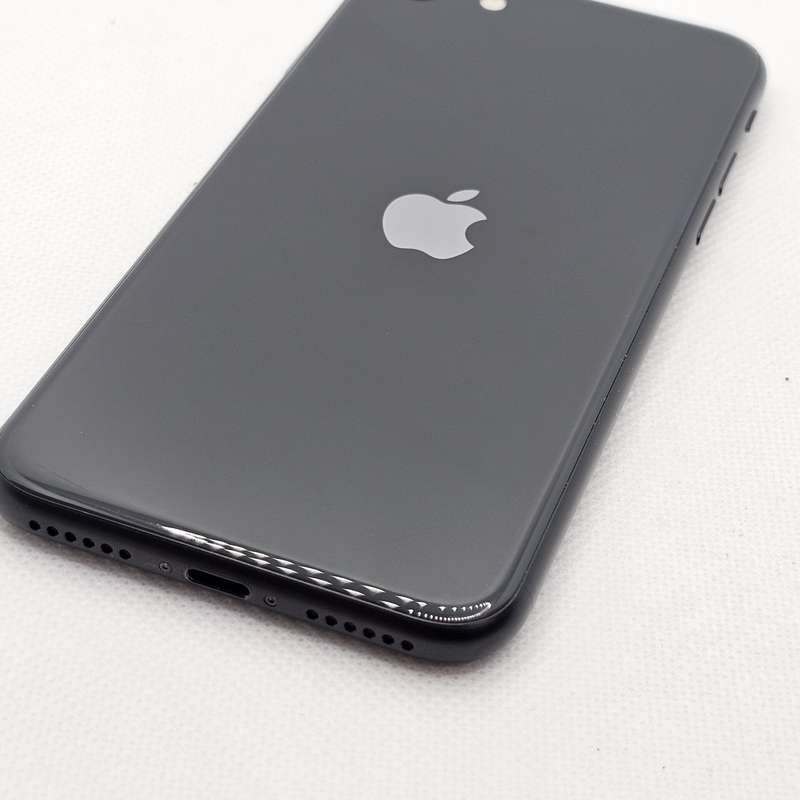 iPhone SE 2020 64GB Black (3 Month Warranty)