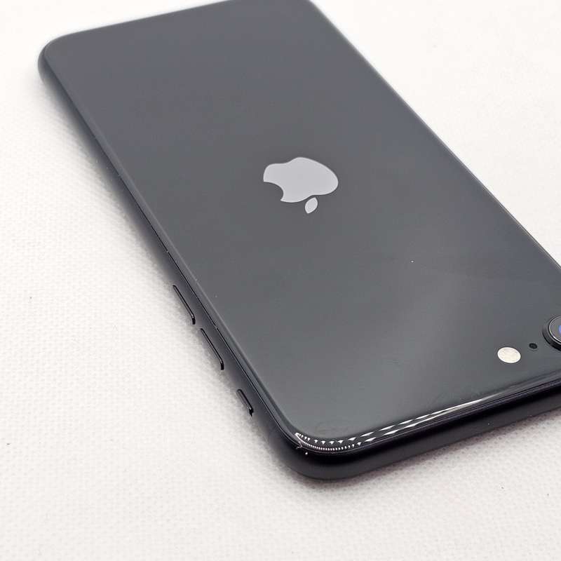 iPhone SE 2020 64GB Black (3 Month Warranty)