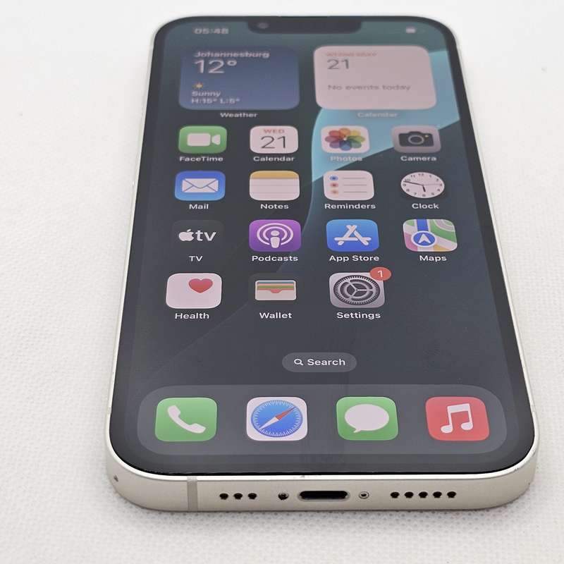 iPhone 13 128GB Starlight (6 Month Warranty) + Screen Protector Bundle Value: R200