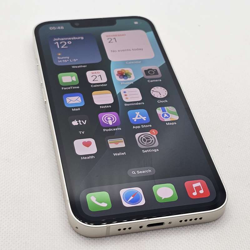 iPhone 13 128GB Starlight (6 Month Warranty) + Screen Protector Bundle Value: R200