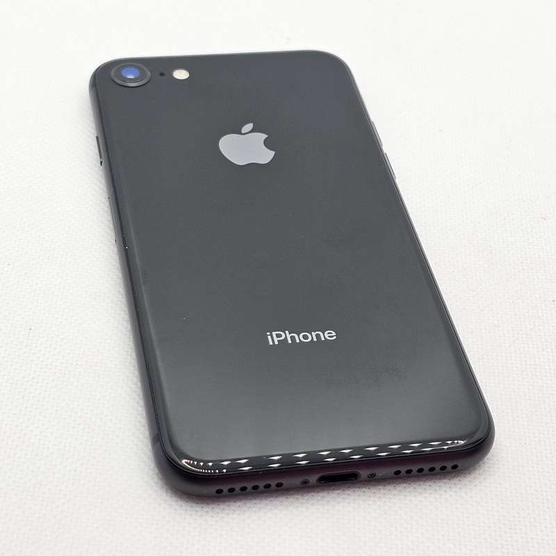 iPhone 8 64GB Space Gray