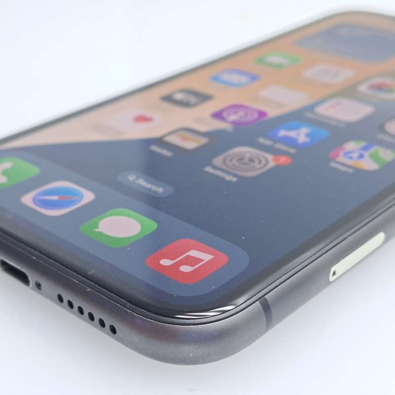 iPhone 11 128GB Black (6 Month Warranty)