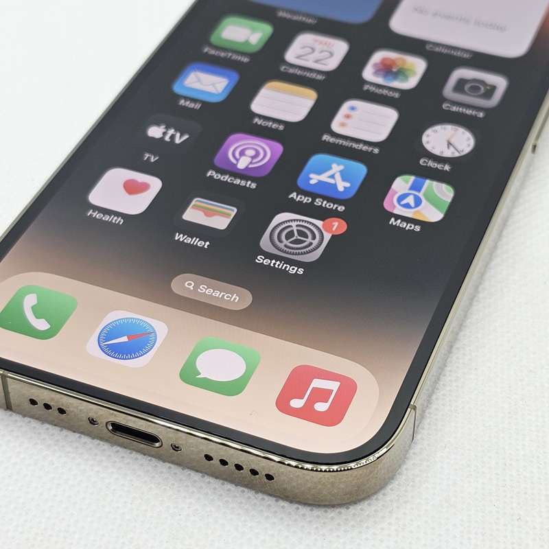 iPhone 14 Pro 128GB Gold (12 Month Warranty) + Screen Protector Bundle Value: R200