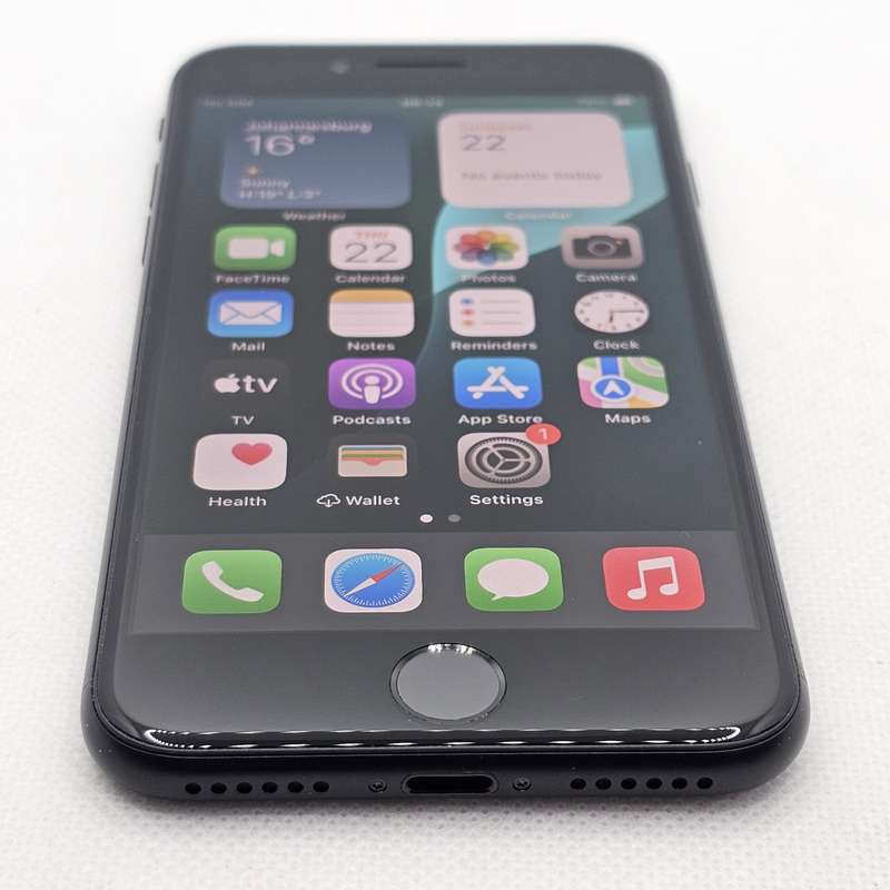 iPhone SE 2020 64GB Black (3 Month Warranty)