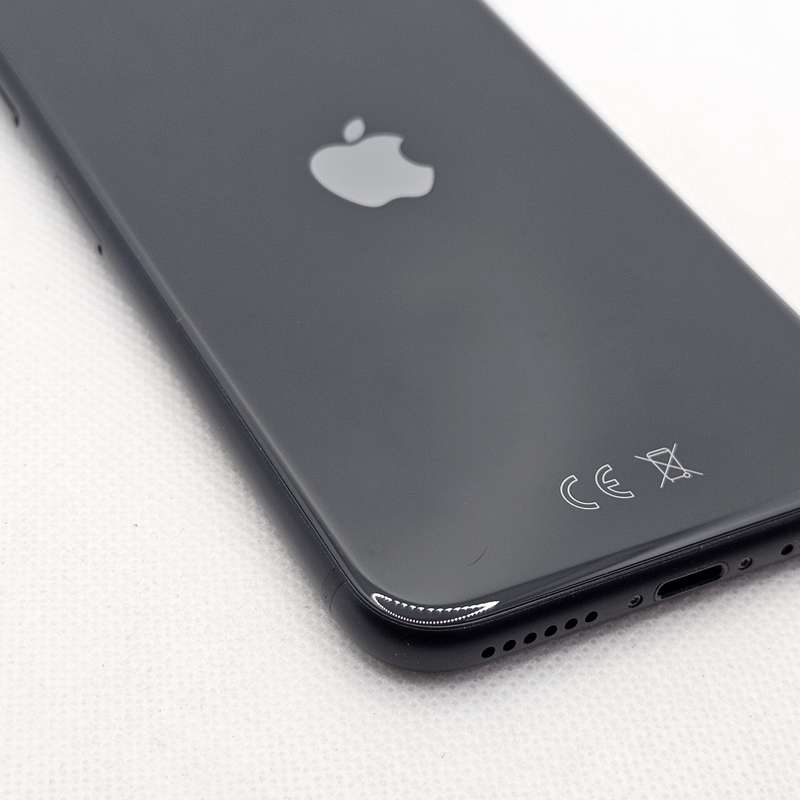 iPhone SE 2020 64GB Black (3 Month Warranty)