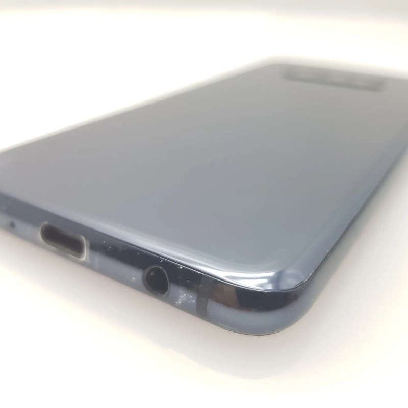 Samsung Galaxy S10e 128GB Cracked Casing Prism Black