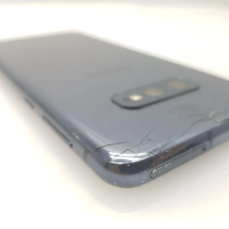 Samsung Galaxy S10e 128GB Cracked Casing Prism Black