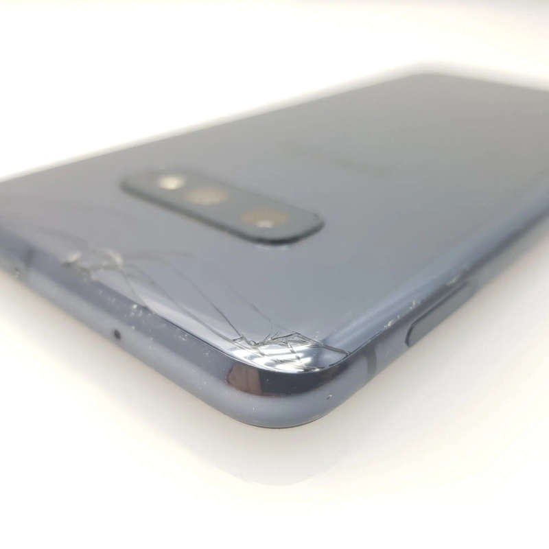 Samsung Galaxy S10e 128GB Cracked Casing Prism Black