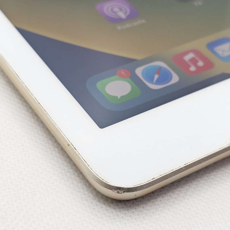 iPad 9.7 5th Gen (Wi-Fi Only) 128GB Gold (3 Month Warranty)